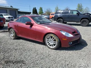 2009 Mercedes-Benz SLK 280 z VIN WDBWK54F39F190398, wystawiony jako Copart lot #54181635 z przebiegiem 93 184 mil mil oraz Szkoda całkowita • Salvage title. Historia ofert i sprzedaży dostępna na DreamBid. Obrazek 4.