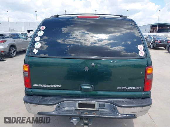 2003 Chevrolet Suburban LS with VIN 3GNEC16Z93G101439, listed as a IAAI auction lot 40360593 with 255,629 mi miles and . Bid and sale history available at DreamBid. Image 17.