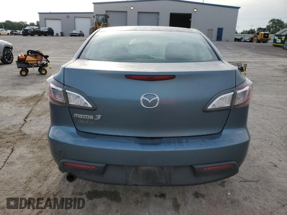 2011 Mazda 3 i Touring z VIN JM1BL1VF3B1363571, wystawiony jako Copart lot #58302245 z przebiegiem 137 830 mil mil oraz Szkoda całkowita • Salvage title. Historia ofert i sprzedaży dostępna na DreamBid. Obrazek 6.