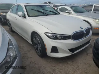 2024 BMW 3 Series 330e with VIN 3MW39FF09R8E27710, listed as a Copart auction lot 74666324 with 0 mi miles and Non Repairable. Bid and sale history available at carsss.com. Image 4.