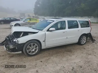 2006 Volvo V70 2.4L with VIN YV1SW612962558219, listed as a Copart auction lot 61853785 with 132,960 mi miles and Salvage title. Bid and sale history available at DreamBid. Image 1.