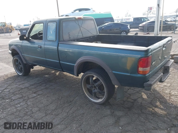 1997 Ford Ranger XLT with VIN 1FTDR15X5VPA65640, listed as a IAAI auction lot 41436818 with 212,661 mi miles. Bid and sale history available at carsss.com. Image 3.