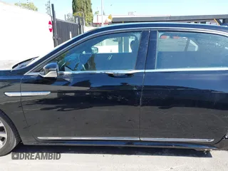 2019 Lincoln Continental Livery with VIN 1LN6L9UK6K5606566, listed as a IAAI auction lot 42016992 with 185,855 mi miles and . Bid and sale history available at DreamBid. Image 15.