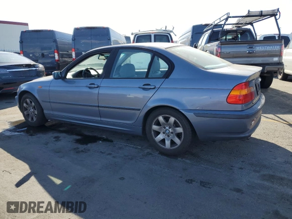 2003 BMW 3 Series 325i with VIN WBAAZ33413PH34071, listed as a Copart auction lot 78756194 with 136,117 mi miles and Clean Title. Bid and sale history available at carsss.com. Image 2.