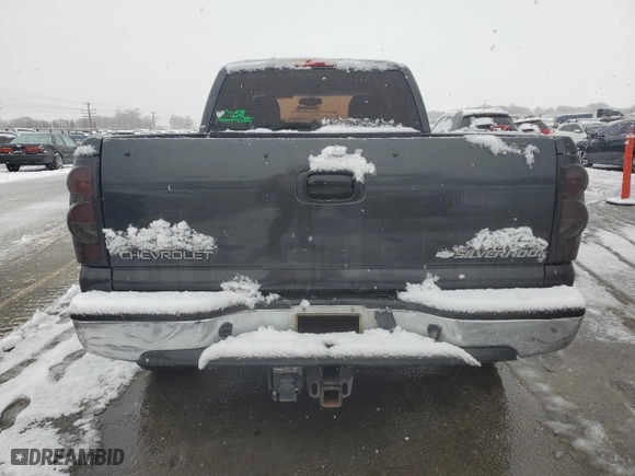 2003 Chevrolet Silverado 1500 LT with VIN 1GCEK19T53Z224559, listed as a Copart auction lot 43656575 with 231,357 mi miles and Clean Title. Bid and sale history available at carsss.com. Image 6.