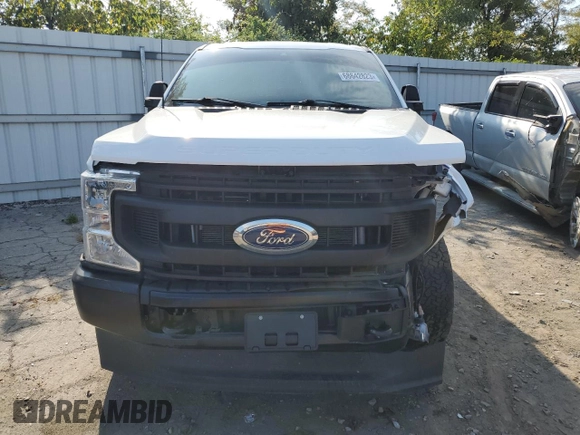 2022 Ford F-250 XL with VIN 1FT7X2B61NEE67333, listed as a Copart auction lot 74192824 with 36,521 mi miles and Salvage Title. Bid and sale history available at DreamBid. Image 5.