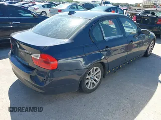 2006 BMW 3 Series 325i with VIN WBAVB175X6NK31214, listed as a IAAI auction lot 42235646 with Not provided miles and . Bid and sale history available at DreamBid. Image 4.