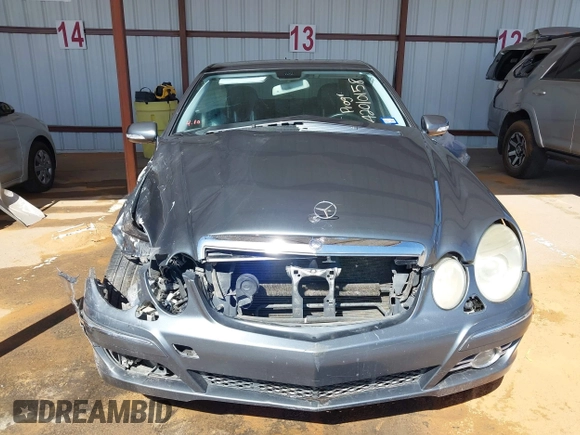 2007 Mercedes-Benz E 350 z VIN WDBUF56X37B105789, wystawiony jako IAAI lot #42010158 z przebiegiem Nie podano mil oraz . Historia ofert i sprzedaży dostępna na DreamBid. Obrazek 12.