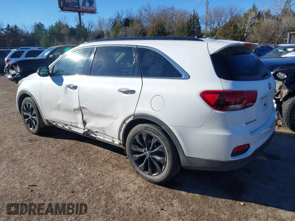 2019 Kia Sorento S V6 with VIN 5XYPG4A56KG601177, listed as a IAAI auction lot 41282318 with 132,373 mi miles. Bid and sale history available at carsss.com. Image 3.