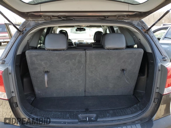 2012 Kia Sorento EX with VIN 5XYKU4A2XCG303662, listed as a Copart auction lot 45933985 with 175,911 mi miles and Non Repairable. Bid and sale history available at carsss.com. Image 6.