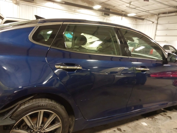 2019 Kia Optima EX with VIN 5XXGU4L18KG331120, listed as a IAAI auction lot 41711126 with 82,289 mi miles. Bid and sale history available at carsss.com. Image 14.