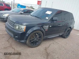2011 Land Rover Range Rover Sport SC z VIN SALSH2E43BA708919, wystawiony jako IAAI lot #41457190 z przebiegiem Nie podano mil oraz . Historia ofert i sprzedaży dostępna na DreamBid. Obrazek 2.