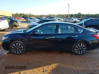 2016 Nissan Altima SR with VIN 1N4AL3AP7GC155622, listed as a IAAI auction lot 41202784 with 95,424 mi miles and . Bid and sale history available at carsss.com. Image 14.