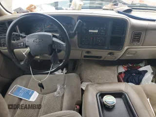 2005 Chevrolet Tahoe LS with VIN 1GNEC13V25R187388, listed as a Copart auction lot 61913465 with 198,657 mi miles and Salvage title. Bid and sale history available at DreamBid. Image 8.