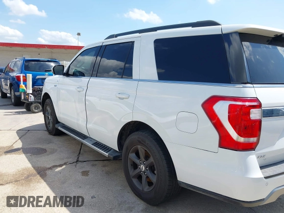 2018 Ford Expedition XLT with VIN 1FMJU1JT3JEA03160, listed as a IAAI auction lot 42288875 with 178,445 mi miles and . Bid and sale history available at DreamBid. Image 14.