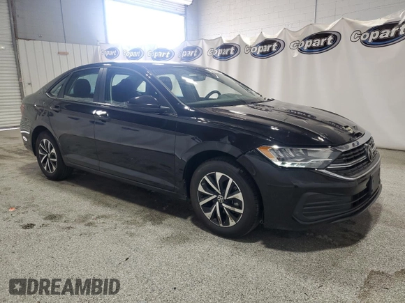 2024 Volkswagen Jetta S with VIN 3VW5M7BU5RM085170, listed as a Copart auction lot 61955735 with 23,150 mi miles and Clean title. Bid and sale history available at DreamBid. Image 4.
