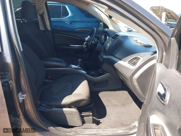 2018 Dodge Journey SE with VIN 3C4PDCAB1JT496404, listed as a IAAI auction lot 41646706 with 140,248 mi miles. Bid and sale history available at carsss.com. Image 5.
