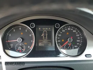2011 Volkswagen CC Sport with VIN WVWMP7AN7BE714181, listed as a Copart auction lot 70090194 with 96,123 mi miles and Salvage Title. Bid and sale history available at DreamBid. Image 9.
