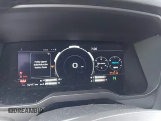 2022 Toyota Tundra Limited Hybrid with VIN 5TFJC5DB8NX009385, listed as a IAAI auction lot 41952224 with 40,497 mi miles and . Bid and sale history available at DreamBid. Image 7.