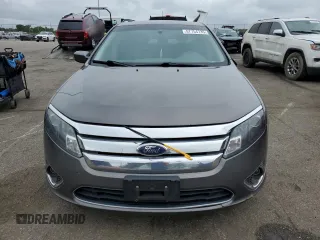 2012 Ford Fusion SEL z VIN 3FAHP0JA2CR232860, wystawiony jako Copart lot #57754735 z przebiegiem 234 638 mil mil oraz Szkody całkowita. Historia ofert i sprzedaży dostępna na DreamBid. Obrazek 5.