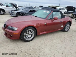2000 BMW Z3 2.8L with VIN 4USCH3349YLF43313, listed as a Copart auction lot 74589814 with 196,999 mi miles and Salvage Title. Bid and sale history available at carsss.com. Image 1.