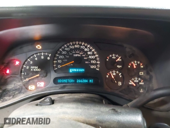 2005 Chevrolet Silverado 1500 LT with VIN 2GCEK13T951132388, listed as a IAAI auction lot 42069557 with 266,284 mi miles and . Bid and sale history available at DreamBid. Image 7.