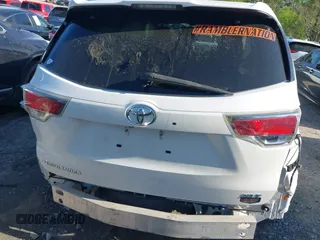 2016 Toyota Highlander XLE z VIN 5TDKKRFH9GS172801, wystawiony jako IAAI lot #41977342 z przebiegiem 224 275 mil mil oraz . Historia ofert i sprzedaży dostępna na DreamBid. Obrazek 15.