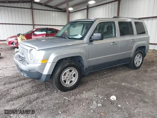 2015 Jeep Patriot Sport with VIN 1C4NJPBBXFD361585, listed as a IAAI auction lot 41624445 with NaN miles. Bid and sale history available at carsss.com. Image 17.