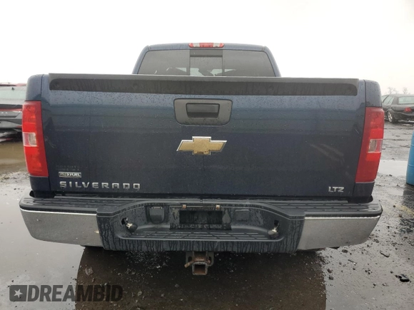 2007 Chevrolet Silverado 1500 LT w/2LT with VIN 2GCEC190471716937, listed as a Copart auction lot 82030344 with Not Provided miles and Salvage Title. Bid and sale history available at carsss.com. Image 6.