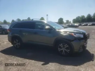 2019 Toyota Highlander LE z VIN 5TDBZRFH1KS937309, wystawiony jako Copart lot #58760425 z przebiegiem 157 659 mil mil oraz Szkoda całkowita • Salvage title. Historia ofert i sprzedaży dostępna na DreamBid. Obrazek 14.