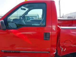 2000 Ford F-250 XL with VIN 1FTNF21L6YED23332, listed as a IAAI auction lot 42388713 with 141,598 mi miles and . Bid and sale history available at DreamBid. Image 14.