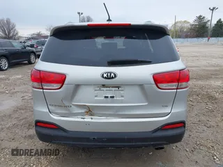 2018 Kia Sorento LX V6 with VIN 5XYPGDA54JG368009, listed as a IAAI auction lot 41986830 with 110,478 mi miles. Bid and sale history available at carsss.com. Image 16.