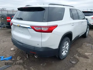 2019 Chevrolet Traverse LT Cloth with VIN 1GNERGKW8KJ106481, listed as a IAAI auction lot 41705659 with 51,119 mi miles. Bid and sale history available at carsss.com. Image 4.