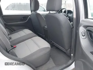 2007 Ford Escape XLS with VIN 1FMCU92Z07KC05670, listed as a IAAI auction lot 41491641 with 109,289 mi miles and . Bid and sale history available at DreamBid. Image 8.