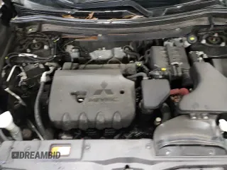 2019 Mitsubishi Outlander ES z VIN JA4AZ3A35KZ029202, wystawiony jako Copart lot #80546055 z przebiegiem 70 846 mil mil oraz Szkoda całkowita • Salvage title. Historia ofert i sprzedaży dostępna na DreamBid. Obrazek 16.