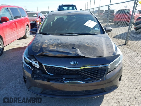 2018 Kia Forte LX with VIN 3KPFL4A72JE207860, listed as a IAAI auction lot 41683785 with 122,475 mi miles. Bid and sale history available at carsss.com. Image 12.