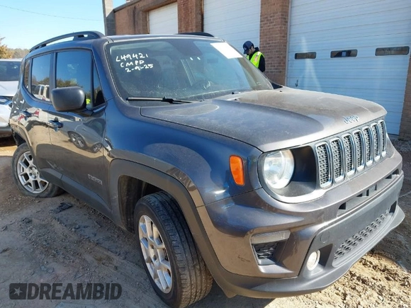 2020 Jeep Renegade Latitude with VIN ZACNJBBB1LPL49421, listed as a IAAI auction lot 41649980 with 84,596 mi miles. Bid and sale history available at carsss.com. Image 1.