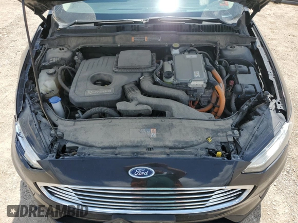 2020 Ford Fusion SE z VIN 3FA6P0LUXLR254247, wystawiony jako Copart lot #60658095 z przebiegiem 76 413 mil mil oraz Szkoda całkowita • Salvage title. Historia ofert i sprzedaży dostępna na DreamBid. Obrazek 11.