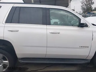 2018 Chevrolet Tahoe LT with VIN 1GNSKBKC7JR351112, listed as a IAAI auction lot 41732631 with 103,771 mi miles. Bid and sale history available at carsss.com. Image 13.