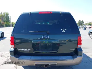 2003 Ford Expedition Eddie Bauer z VIN 1FMFU18L43LA58341, wystawiony jako IAAI lot #42686978 z przebiegiem 237 507 mil mil oraz . Historia ofert i sprzedaży dostępna na DreamBid. Obrazek 16.
