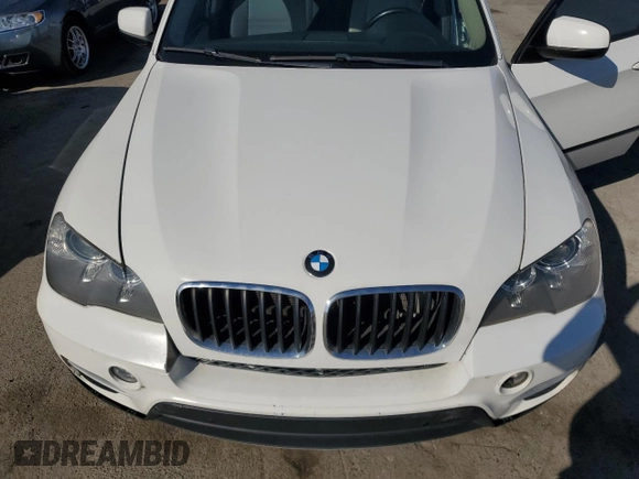 2013 BMW X5 xDrive35i with VIN 5UXZV4C57D0B19629, listed as a Copart auction lot 52583055 with 169,580 mi miles and Clean Title. Bid and sale history available at carsss.com. Image 12.