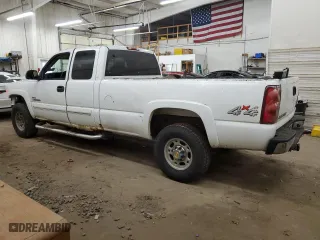 2003 Chevrolet Silverado 2500HD LS with VIN 1GCHK29103E294530, listed as a Copart auction lot 80498894 with 408,177 mi miles and Clean Title. Bid and sale history available at carsss.com. Image 2.