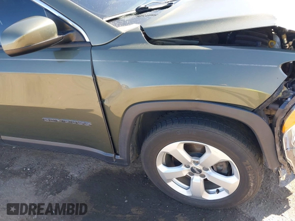 2017 Jeep Compass Latitude with VIN 3C4NJCBB0HT642901, listed as a IAAI auction lot 42497712 with 130,959 mi miles and . Bid and sale history available at DreamBid. Image 20.