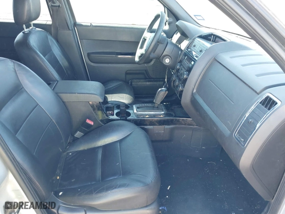 2008 Ford Escape Limited with VIN 1FMCU04168KC00395, listed as a IAAI auction lot 41695486 with 240,242 mi miles. Bid and sale history available at carsss.com. Image 5.