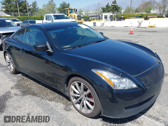 2008 Infiniti G37 Coupe Journey with VIN JNKCV64E08M119838, listed as a IAAI auction lot 41997786 with 204,941 mi miles. Bid and sale history available at carsss.com. Image 1.