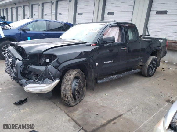 2016 Toyota Tacoma SR with VIN 5TFSX5EN6GX042325, listed as a Copart auction lot 84464864 with 54,235 mi miles and Salvage Title. Bid and sale history available at carsss.com. Image 1.