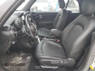 2019 MINI Convertible Cooper z VIN WMWWG5C51K3F79995, wystawiony jako Copart lot #48365685 z przebiegiem 74 357 mil mil oraz Szkoda całkowita • Salvage title. Historia ofert i sprzedaży dostępna na DreamBid. Obrazek 7.
