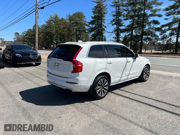 2020 Volvo XC90 Momentum with VIN YV4102CK5L1601980, listed as a Copart auction lot 53400515 with 124,714 mi miles and Clean Title. Bid and sale history available at carsss.com. Image 4.