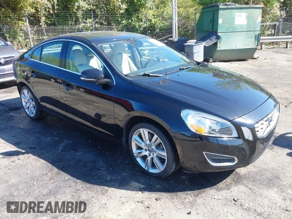 2012 Volvo S60 T6 with VIN YV1902FH4C2112612, listed as a IAAI auction lot 41972206 with 109,210 mi miles. Bid and sale history available at carsss.com. Image 1.