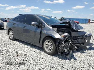2017 Toyota Prius Plus with VIN JTDKARFP3H3010515, listed as a Copart auction lot 53185075 with 61,324 mi miles and Salvage Title. Bid and sale history available at DreamBid. Image 4.